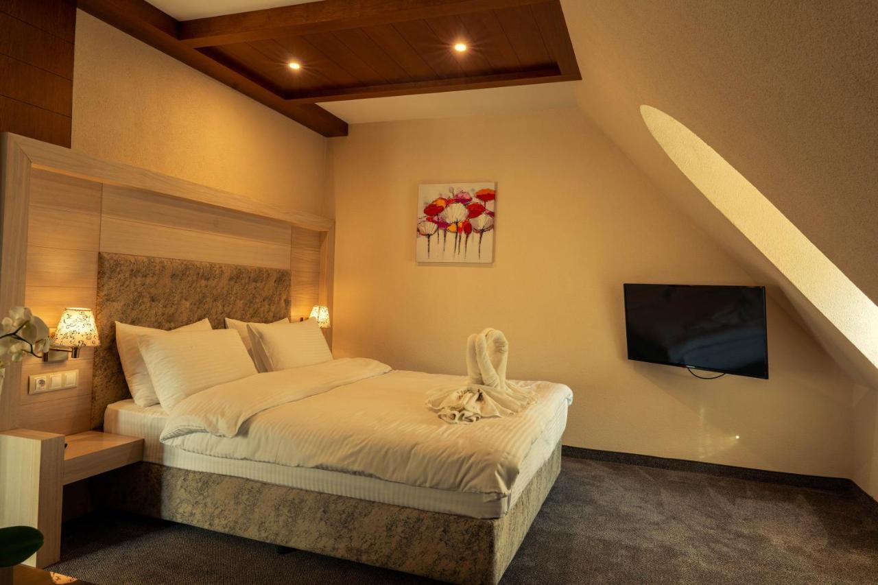 Boutique hotel Provence Бутик хотел Прованс Петріч Екстер'єр фото